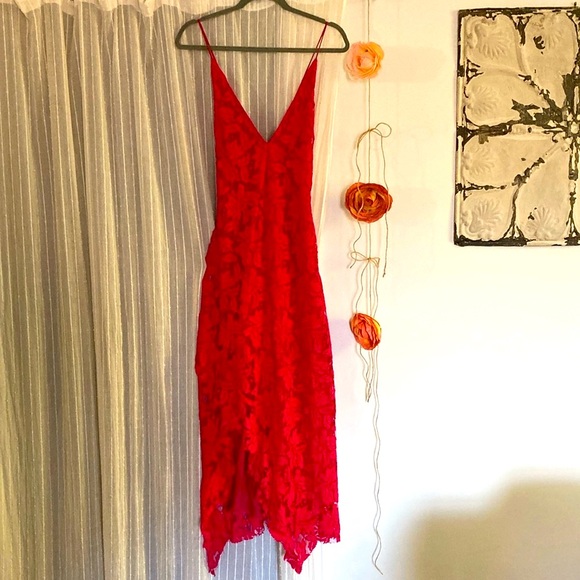 Backstage (Made in Australia) Bright Pink Lace MIDI Dress. Size: XS - Picture 3 of 7